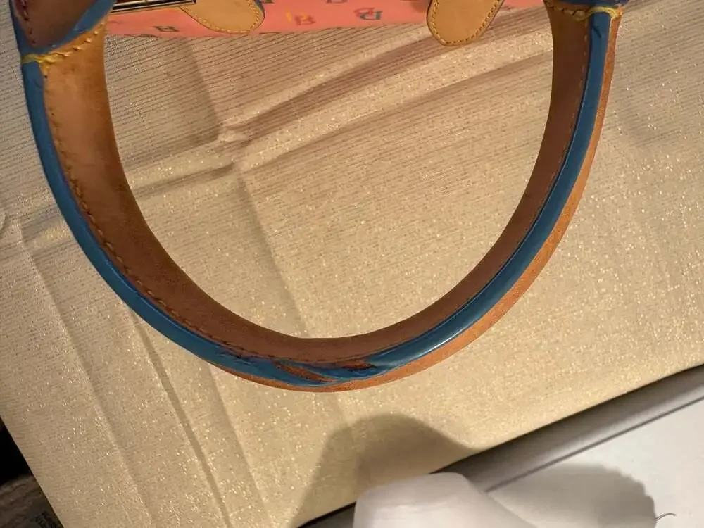 Dooney & Bourke medium satchel